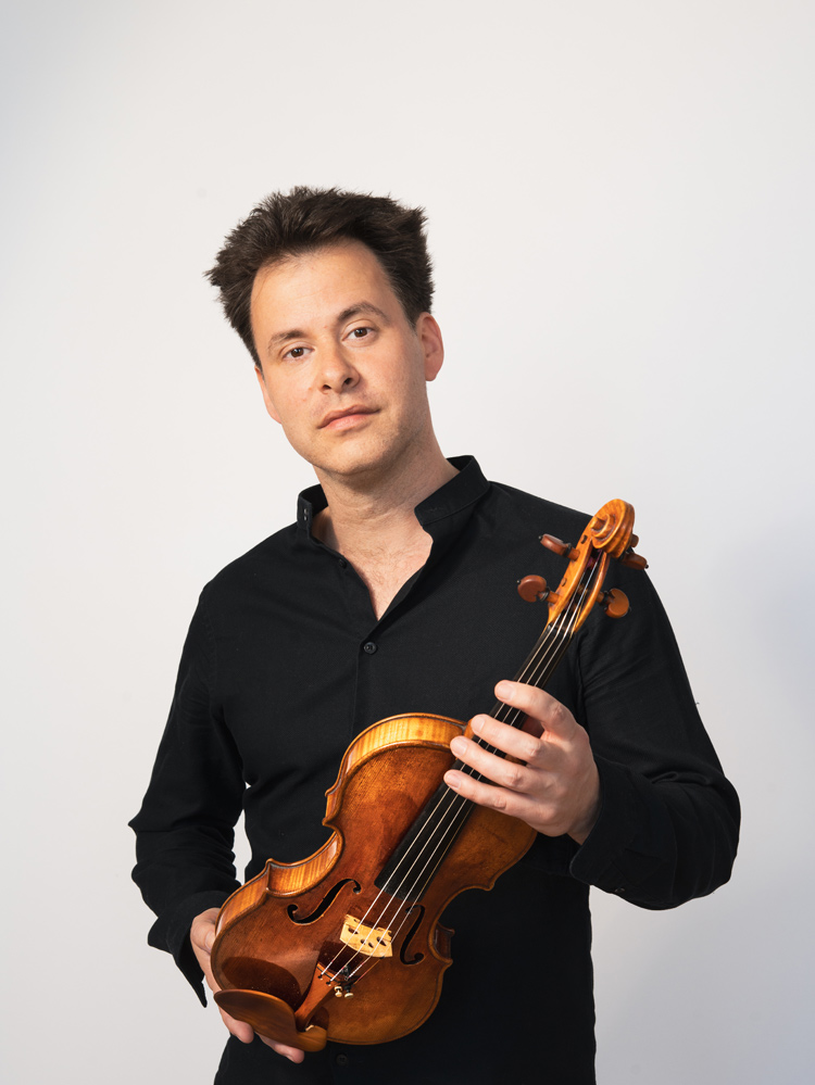 Adam Markowski, Violine